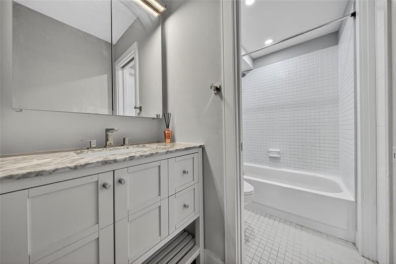 1800 N Andrews Avenue, Unit 6H, Fort Lauderdale, FL 33311 Photo