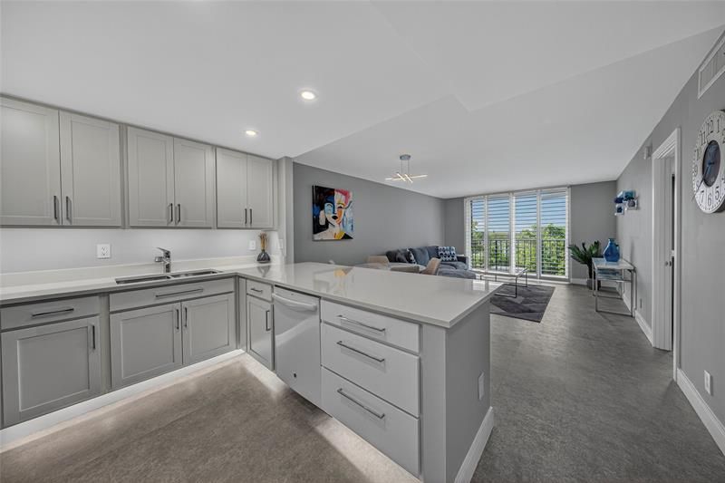 1800 N Andrews Avenue, Unit 6H, Fort Lauderdale, FL 33311 Photo