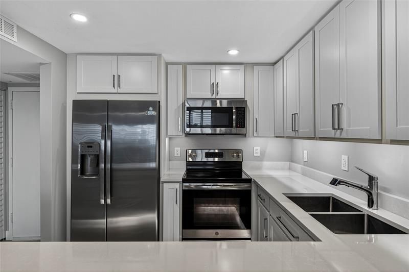 1800 N Andrews Avenue, Unit 6H, Fort Lauderdale, FL 33311 Photo