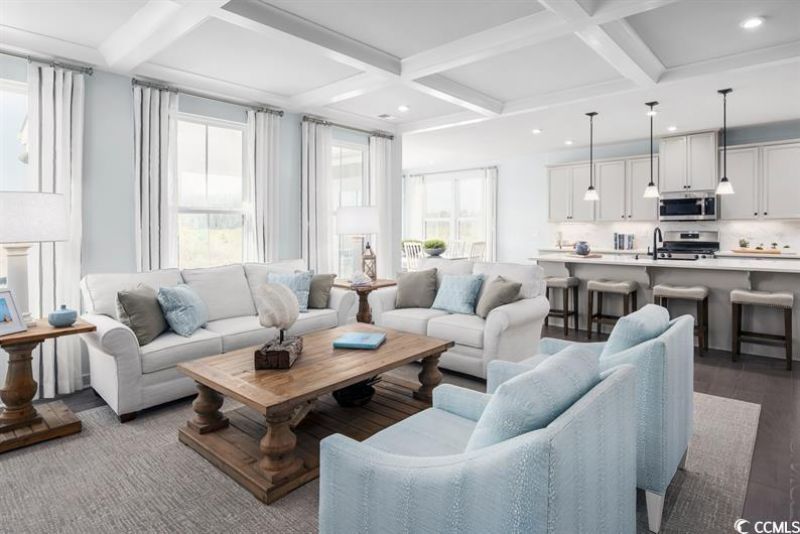 8015 Lotus Dr Photo 4