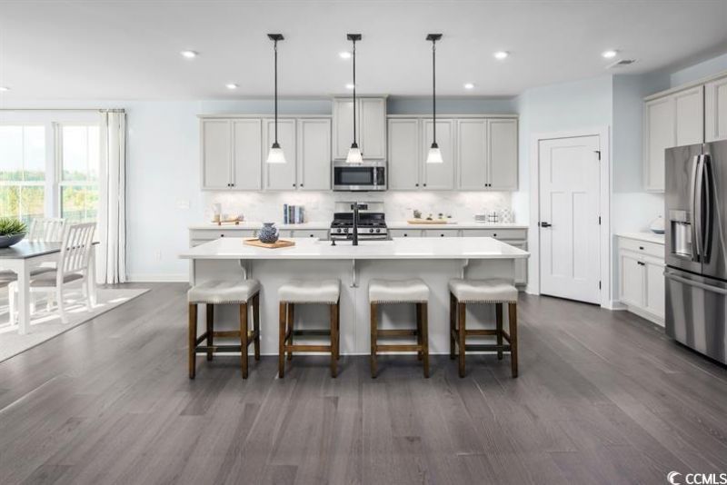 8015 Lotus Dr Photo 6