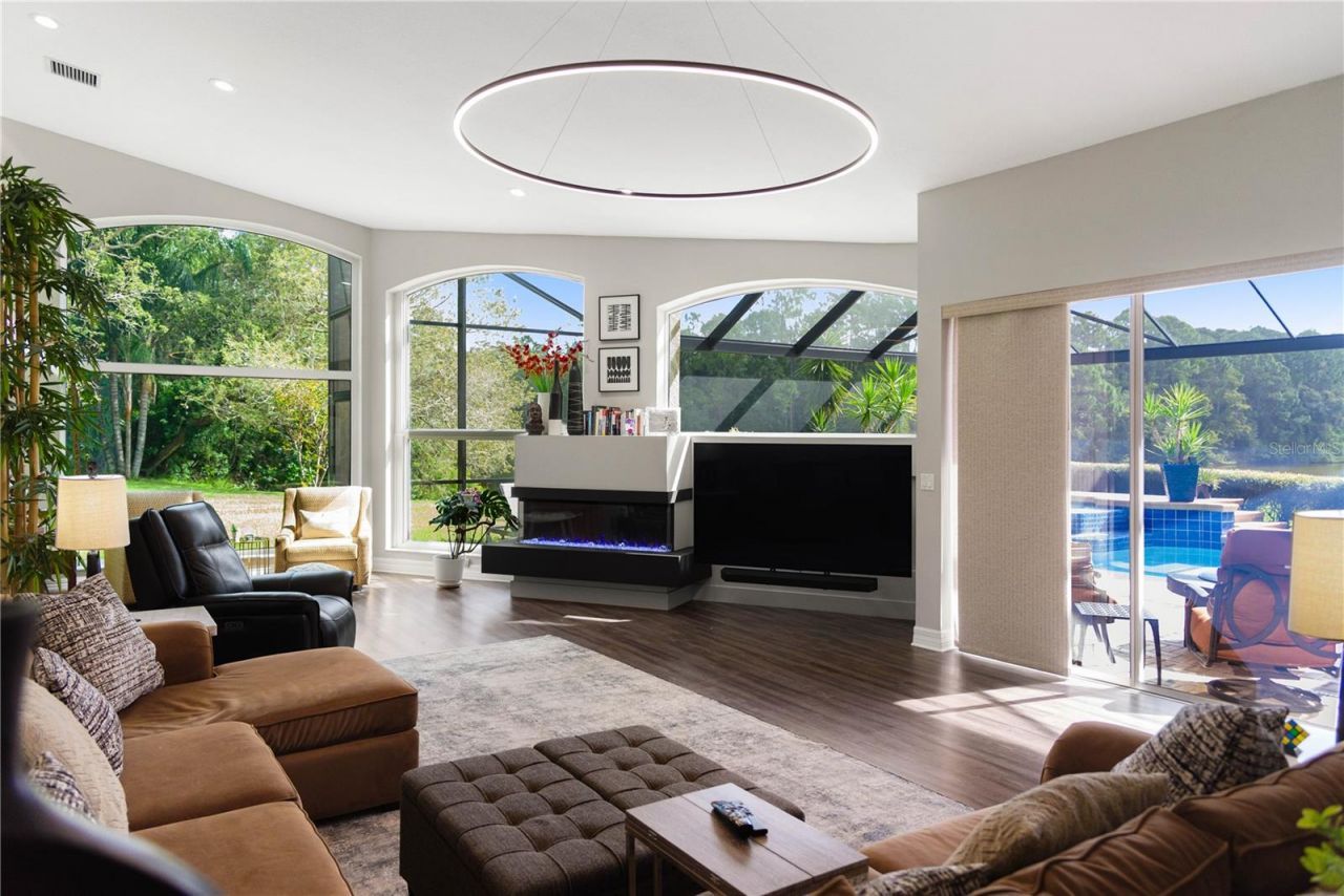 2151 Diamond Court, Oldsmar, FL 34677 Photo