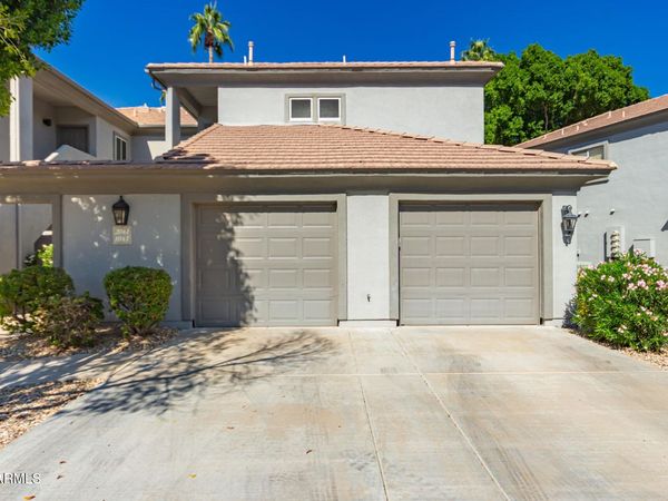 7401 W ARROWHEAD CLUBHOUSE Drive, Unit 2041, Glendale, AZ 85308