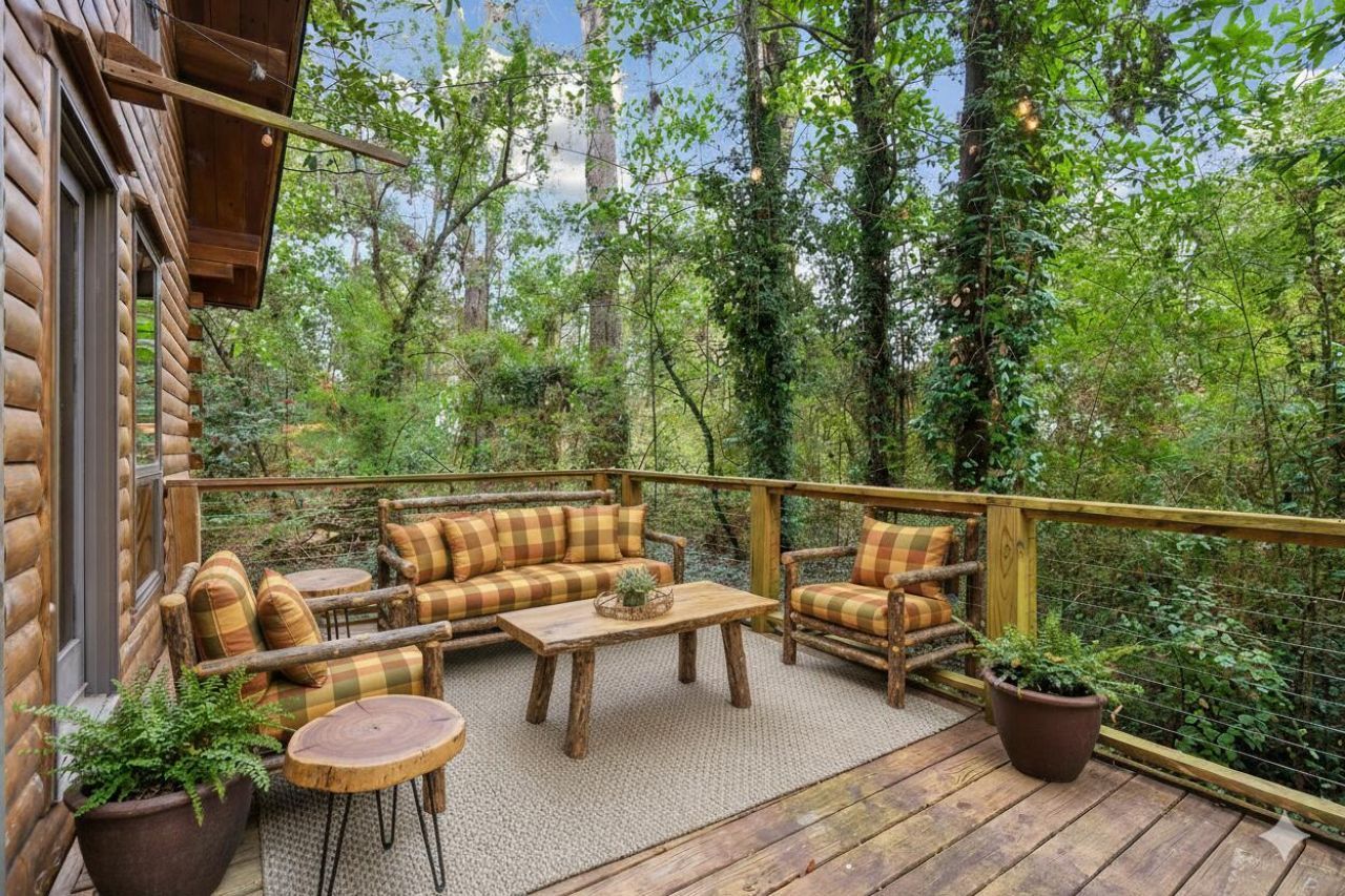 415 W Carolina Avenue Photo 16