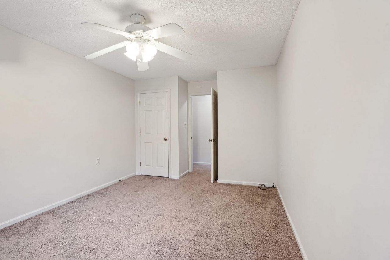 415 W Carolina Avenue Photo 66