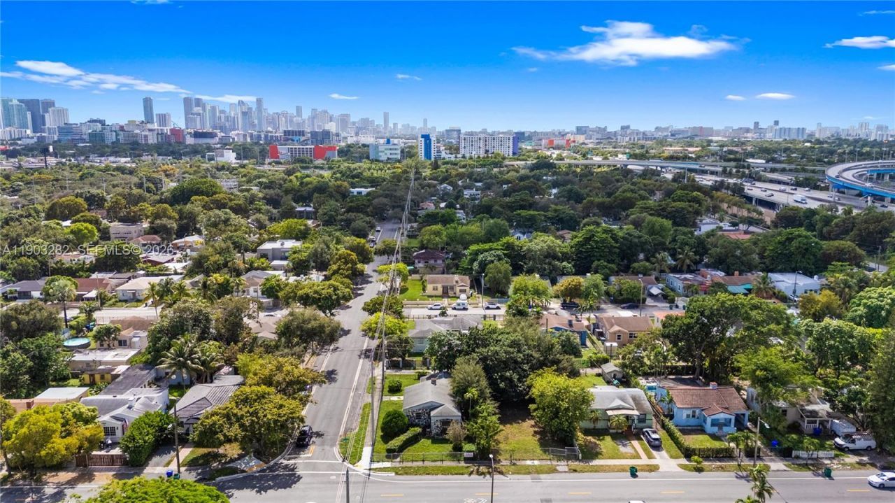 500 NW 46th St, Miami, FL 33127 Photo