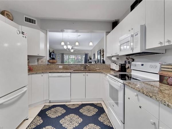 7823 Regal Heron CIR, Unit 105, NAPLES, FL 34104