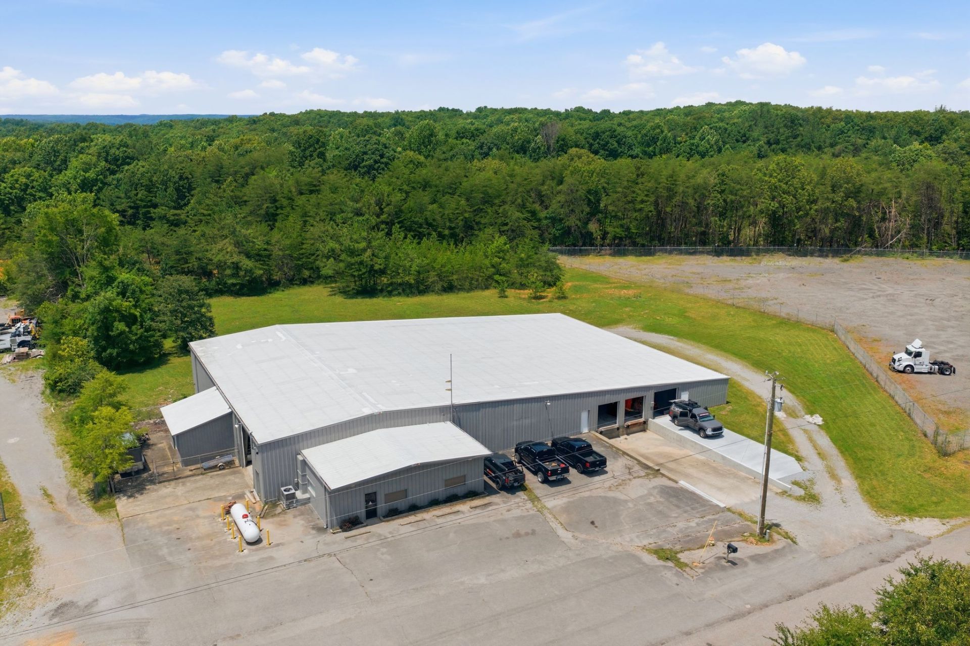 7612 Drag Strip Rd, Fairview, TN 37062 Main Photo