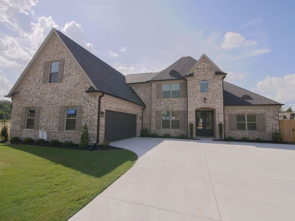 9562 GRAYS HOLLOW DR S, Cordova, TN 38018
