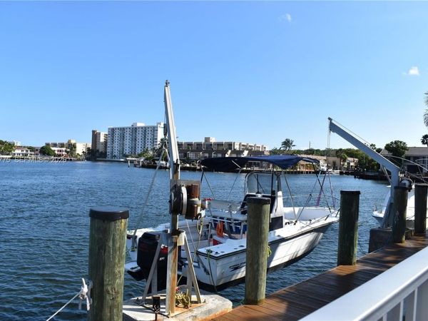 16570 NE 26th Ave, Unit 3C, North Miami Beach, FL 33160