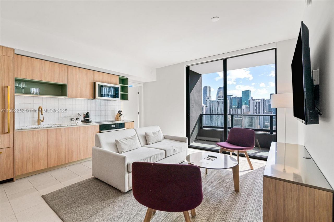 159 NE 6th St, Unit 2405, Miami, FL 33132 Photo