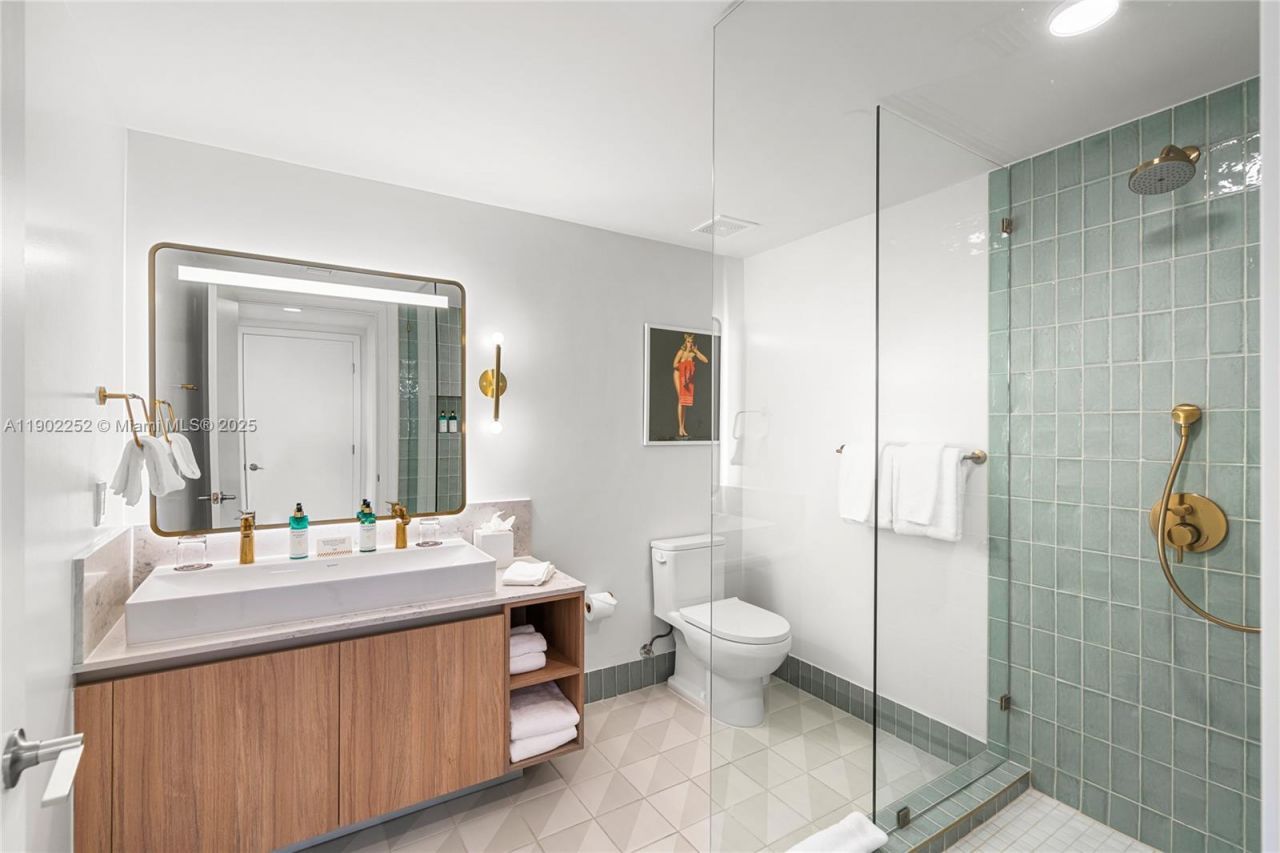 159 NE 6th St, Unit 2405, Miami, FL 33132 Photo