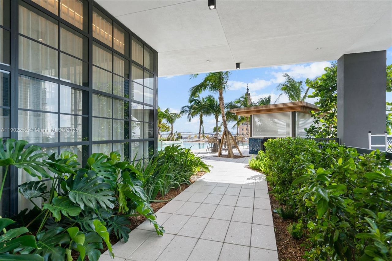 159 NE 6th St, Unit 2405, Miami, FL 33132 Photo