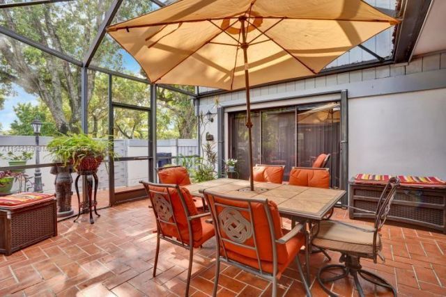 10026 NW 52nd Ter, Doral, FL 33178 Photo