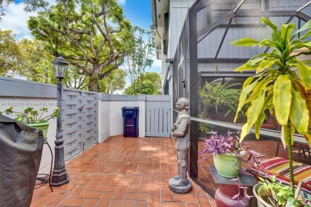 10026 NW 52nd Ter, Doral, FL 33178 Photo