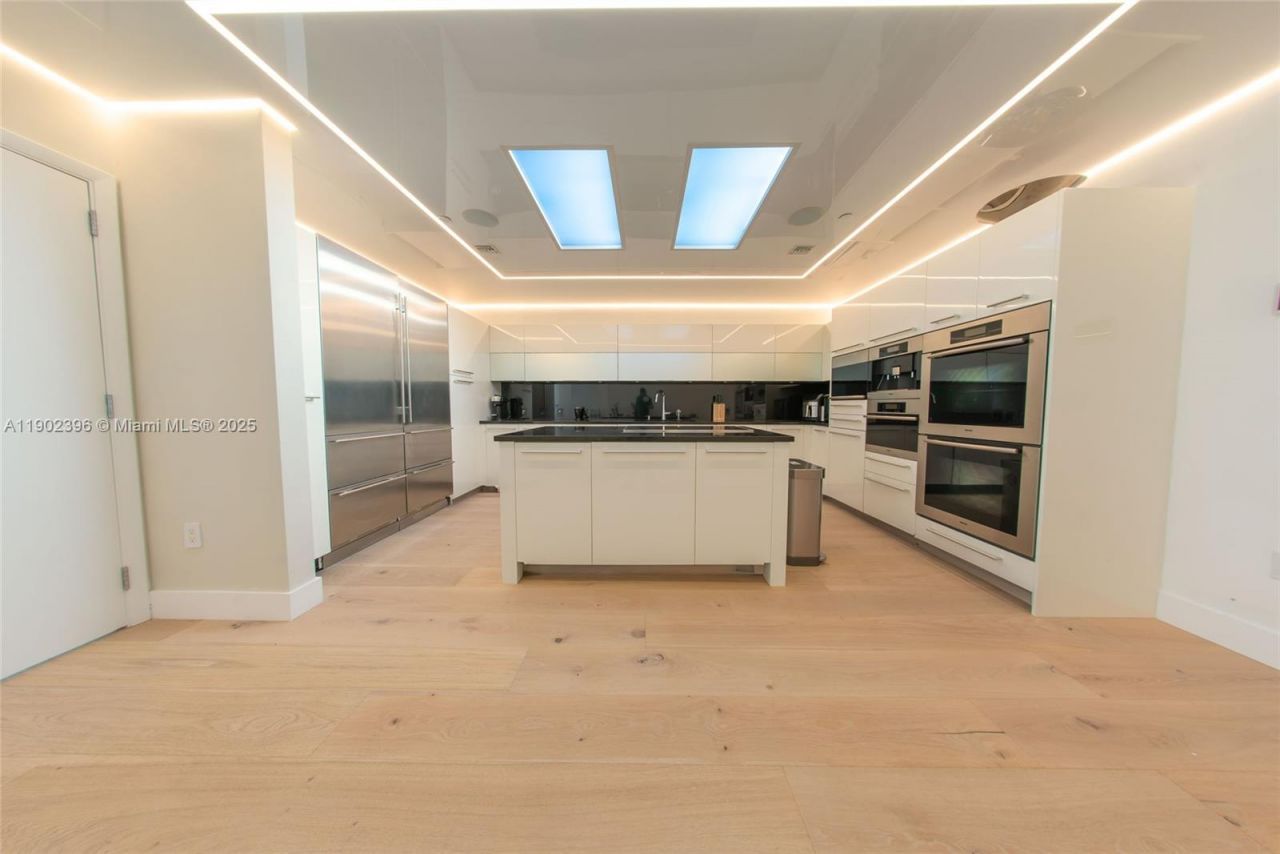 17121 Collins Ave, Unit 4803, Sunny Isles Beach, FL 33160 Photo