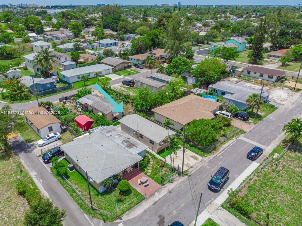 805 NW 3rd Ter, Unit 1, Hallandale Beach, FL 33009 Photo