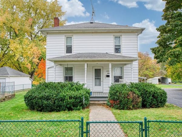 421 West Street, Howell, MI 48843