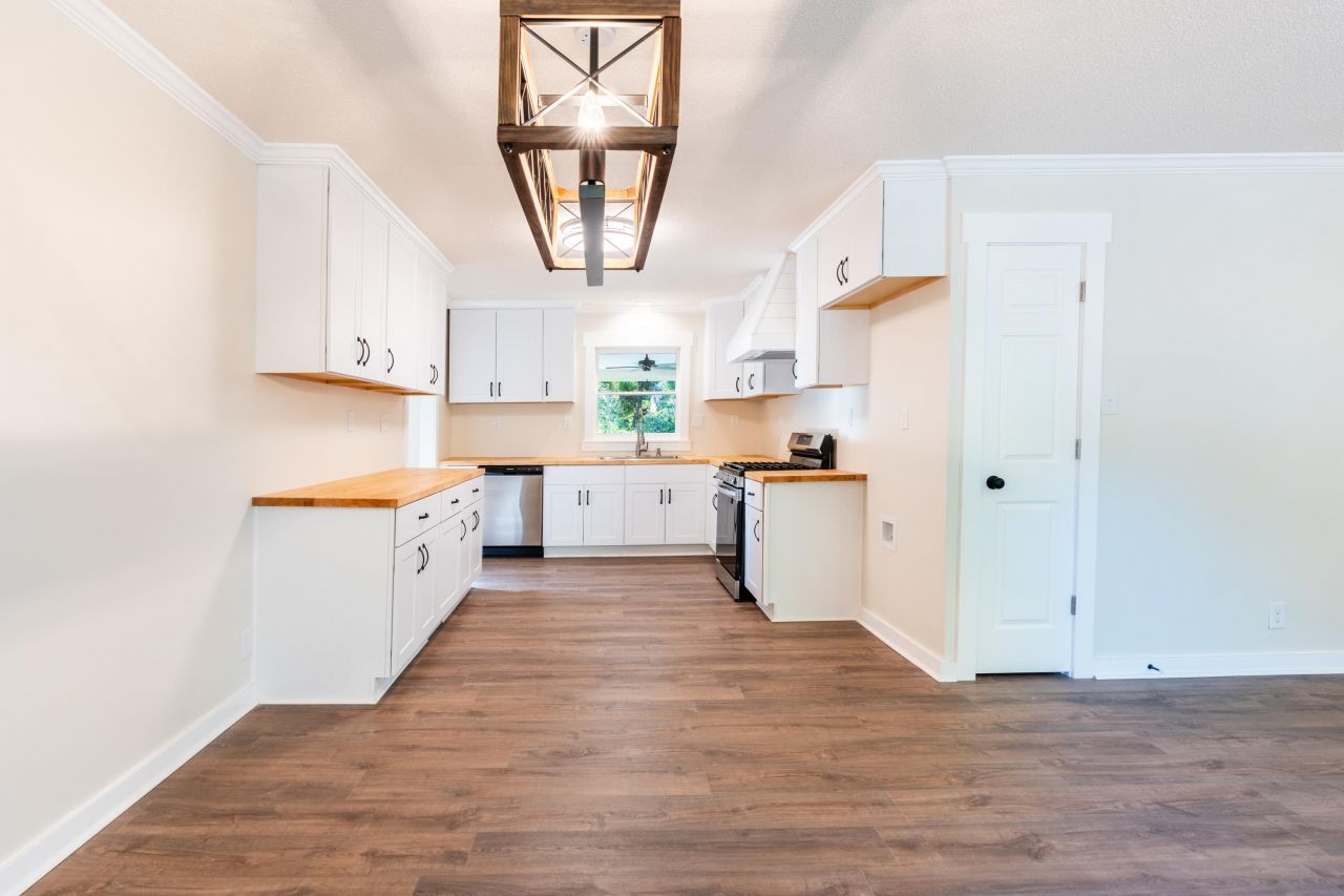 1106 Ruth Landolina Drive Photo 5