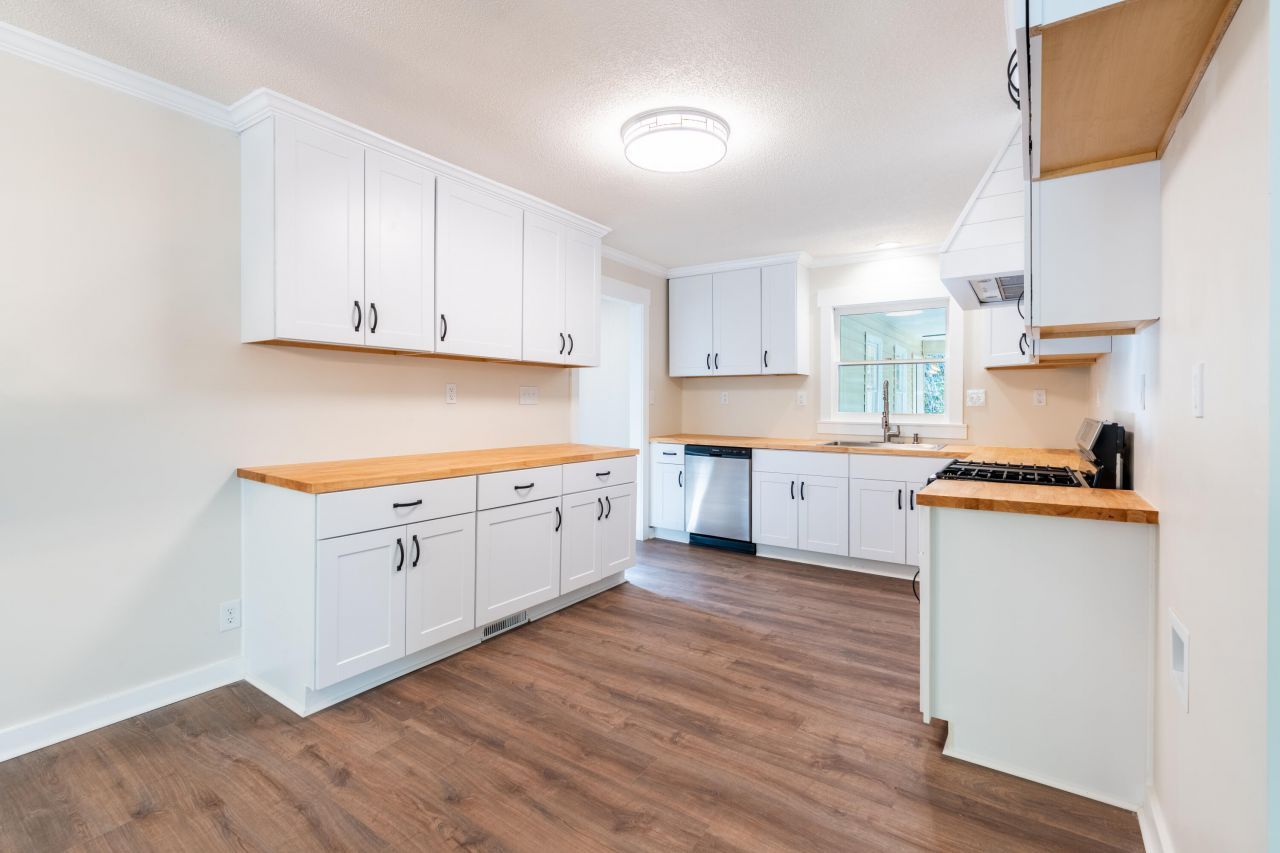 1106 Ruth Landolina Drive Photo 7