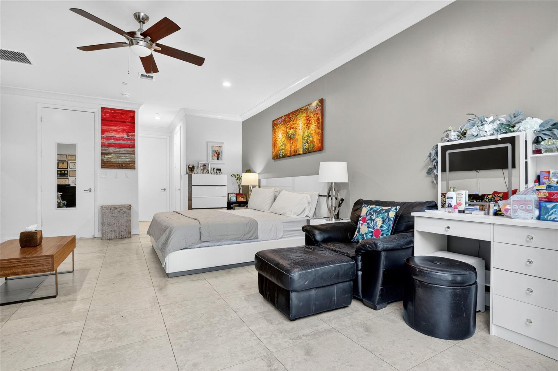 822 NE 19th Avenue, Unit 822, Fort Lauderdale, FL 33304 Photo