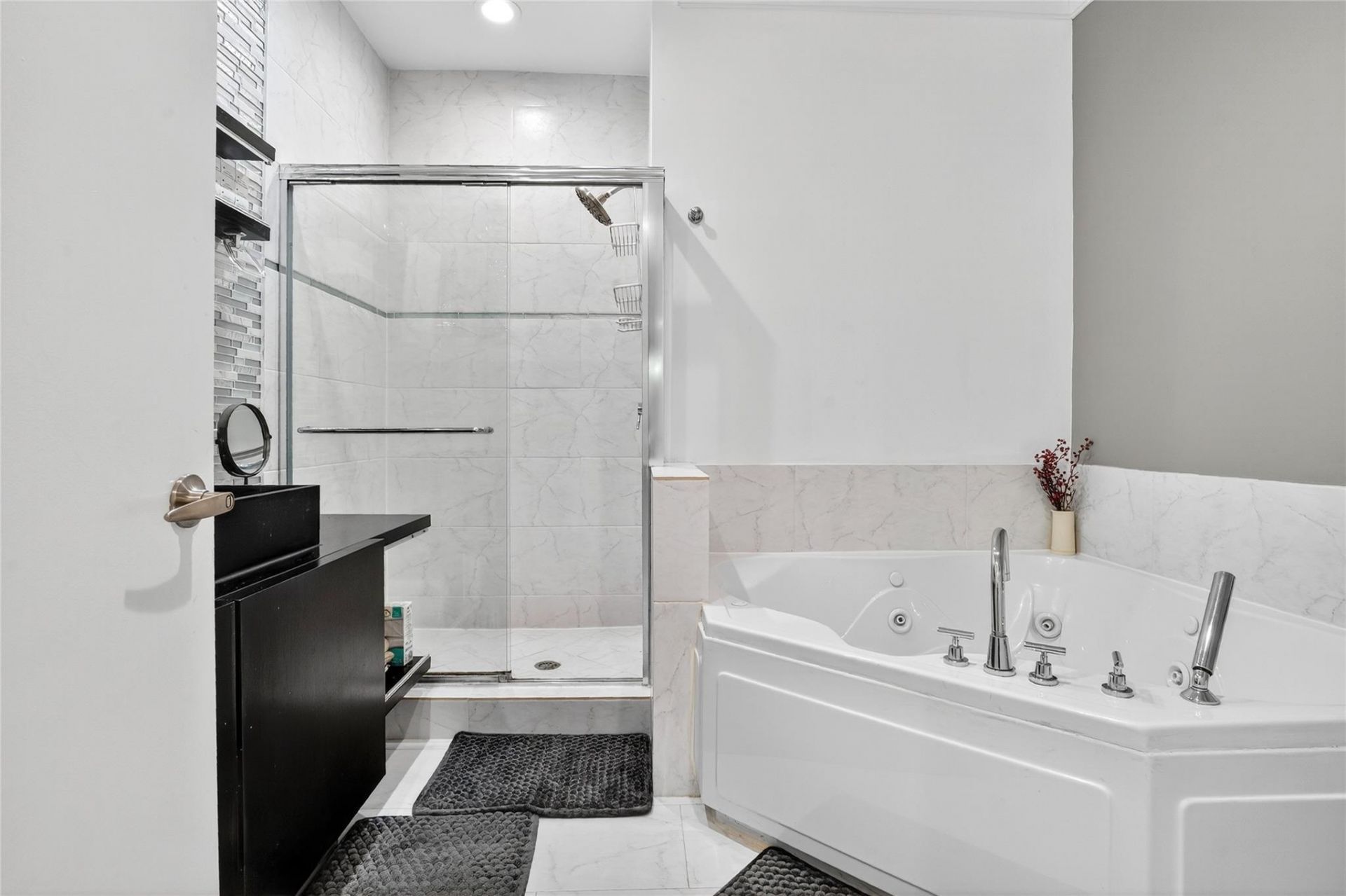 822 NE 19th Avenue, Unit 822, Fort Lauderdale, FL 33304 Photo