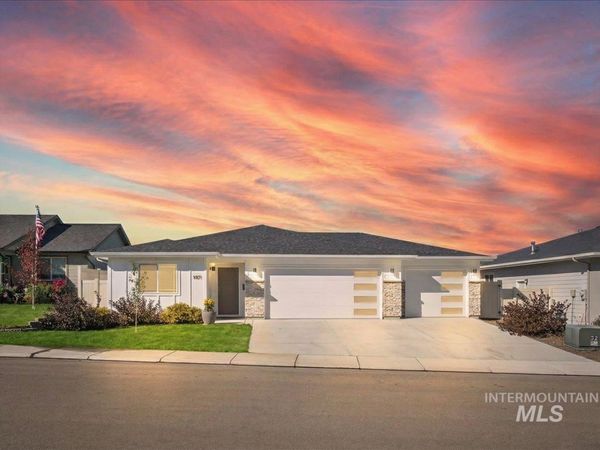 1471 Panama Ave, Emmett, ID 83617