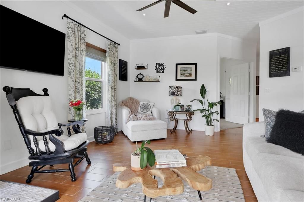 6555 Willow Lake Cir, Fort Myers, FL 33966 Photo