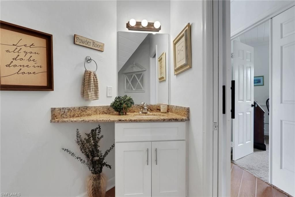 6555 Willow Lake Cir, Fort Myers, FL 33966 Photo