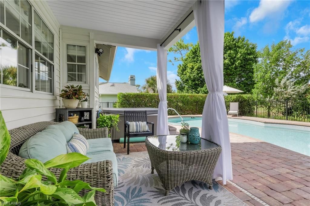 6555 Willow Lake Cir, Fort Myers, FL 33966 Photo