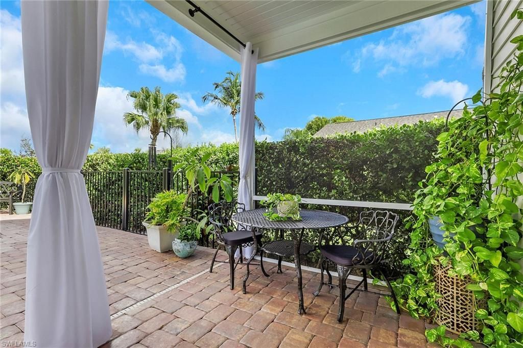 6555 Willow Lake Cir, Fort Myers, FL 33966 Photo
