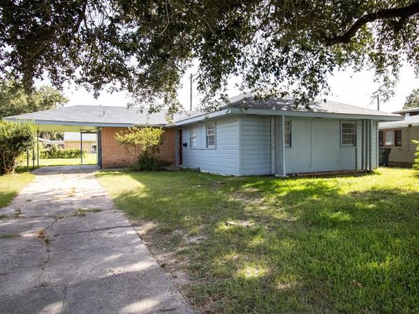 3555 Monroe Street, Lake Charles, LA 70607