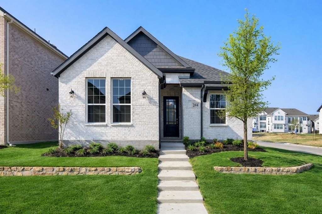 204 Golden Run Drive, Fate, TX 75189 Main Photo