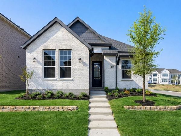 204 Golden Run Drive, Fate, TX 75189