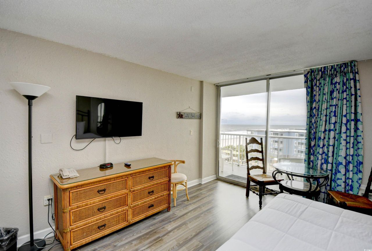 9550 Shore Dr. Photo 12