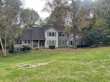 730 Scottsborough Circle, Bowling Green, KY 42103
