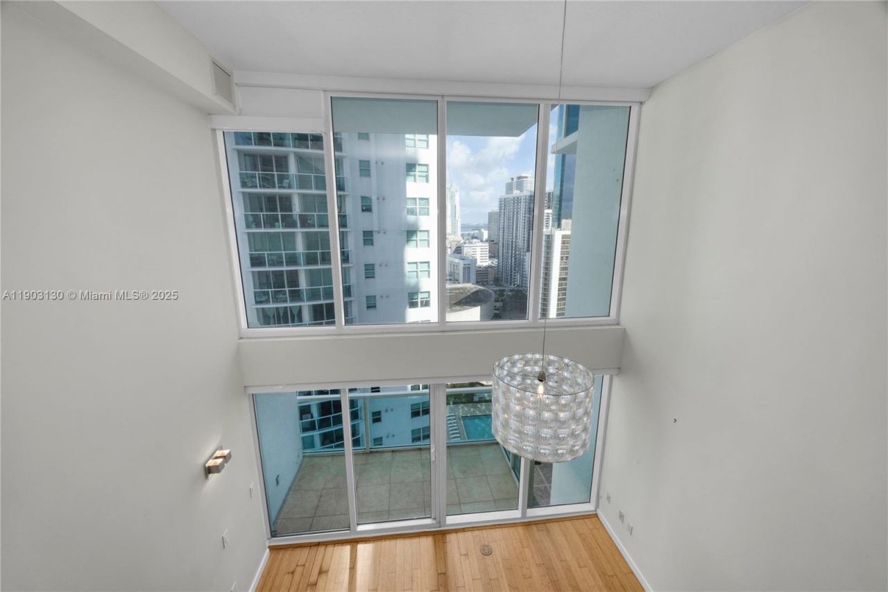 41 SE 5th St, Unit 1515, Miami, FL 33131 Photo