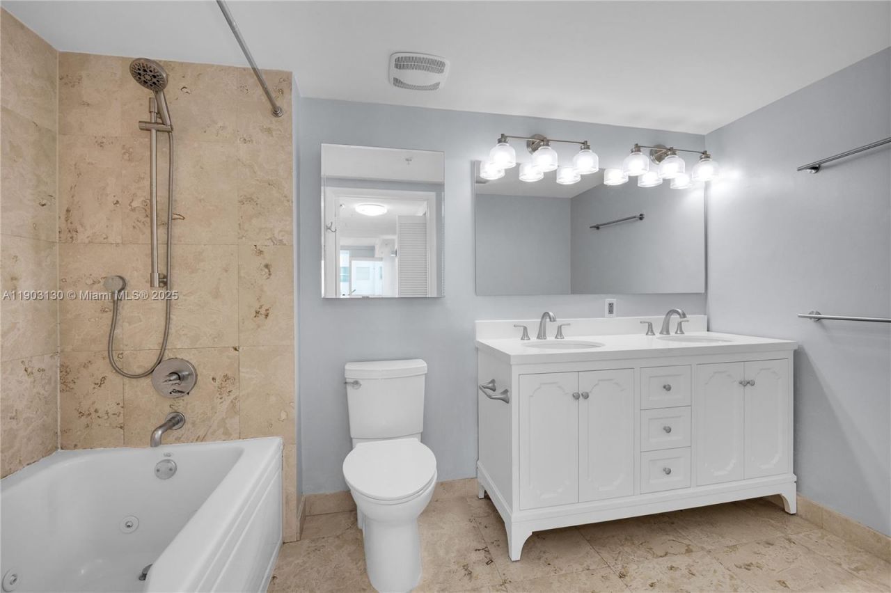 41 SE 5th St, Unit 1515, Miami, FL 33131 Photo