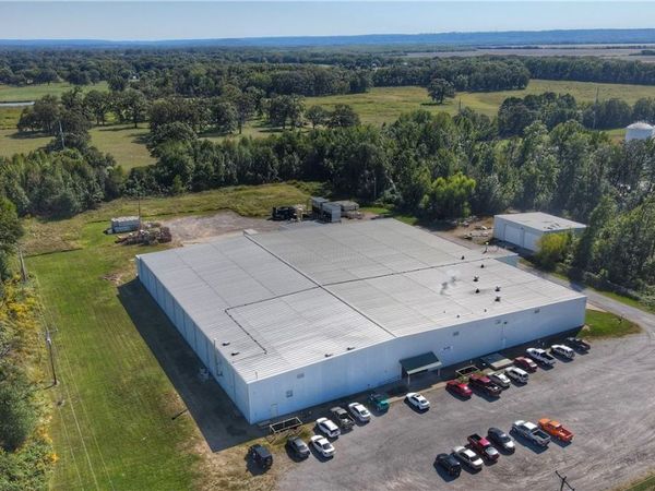 532 Industrial Park Drive , Mulberry, AR 72947