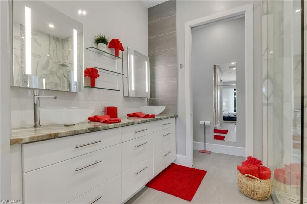 2530 NW 14th Ter, Cape Coral, FL 33993 Photo
