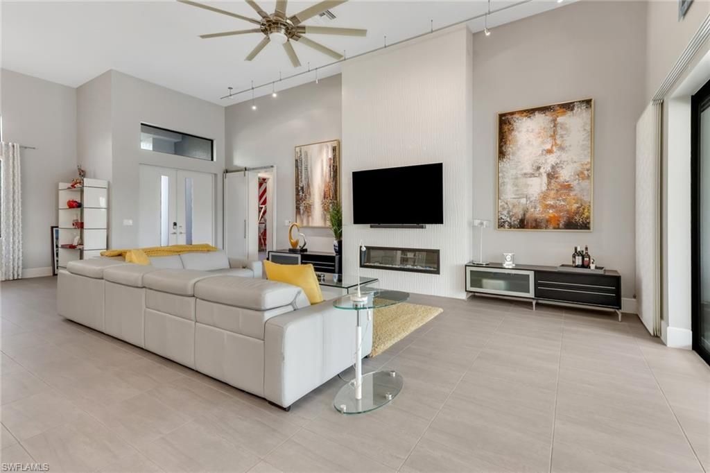2530 NW 14th Ter, Cape Coral, FL 33993 Photo