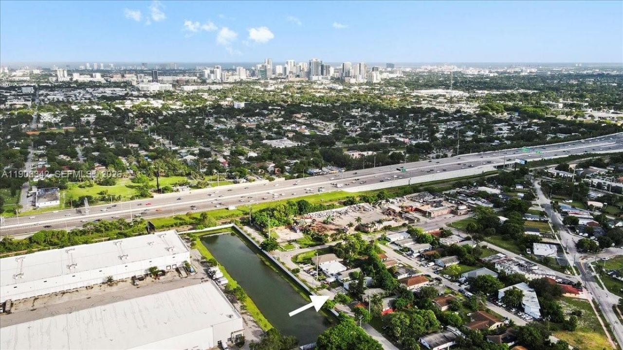 2142 NW 8th St, Fort Lauderdale, FL 33311 Photo