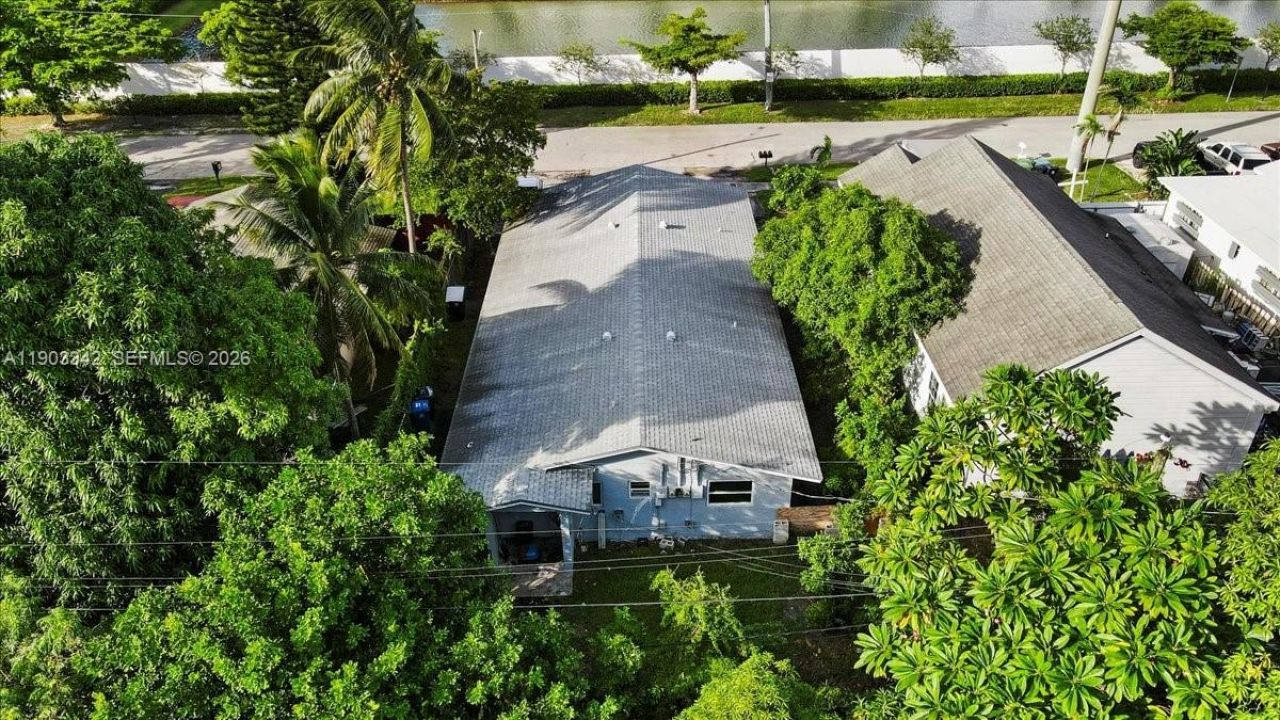 2142 NW 8th St, Fort Lauderdale, FL 33311 Photo