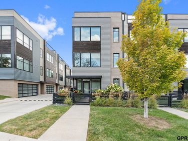 1236 S 10 Street, Omaha, NE 68108