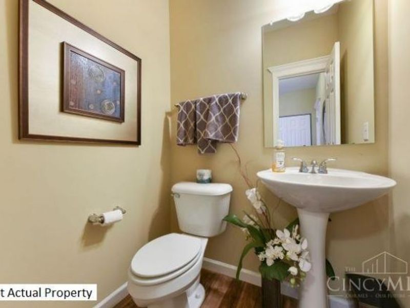 3083 Canvasback Court, Franklin Twp, OH 45005 Photo 9