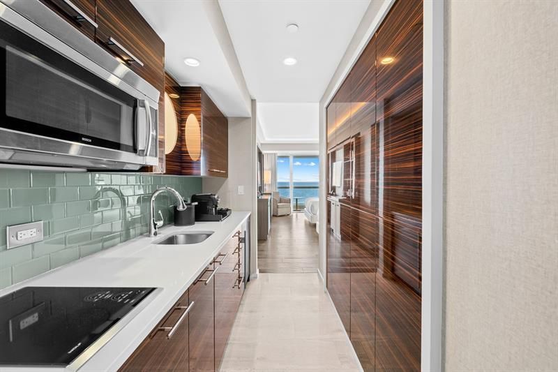 551 N Fort Lauderdale Beach Blvd, Unit H1115, Fort Lauderdale, FL 33304 Photo