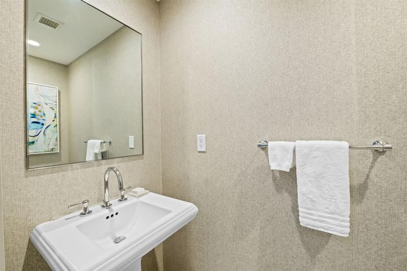 551 N Fort Lauderdale Beach Boulevard, Unit H1116, Fort Lauderdale, FL 33304 Photo