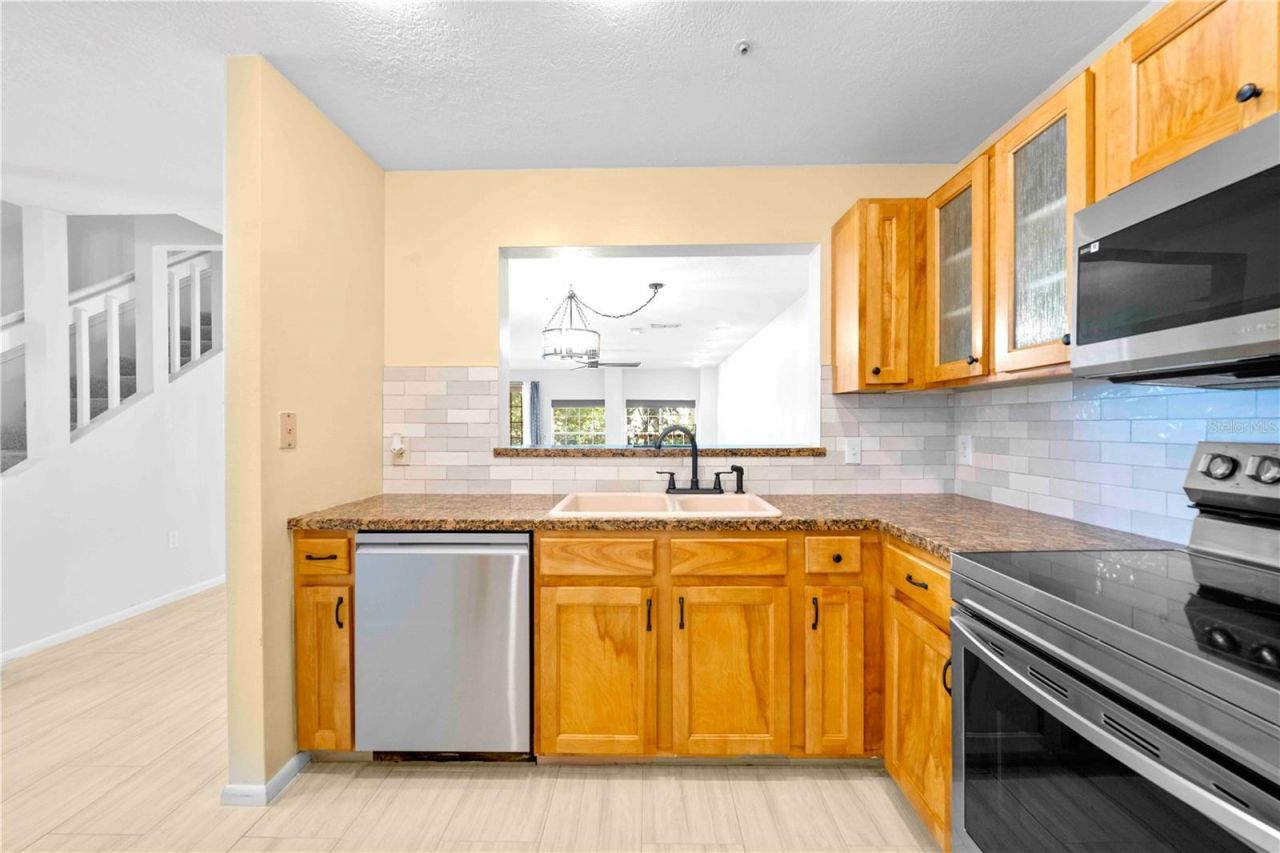 641 Maple Oak Circle, Unit 101, Altamonte Springs, FL 32701 Photo