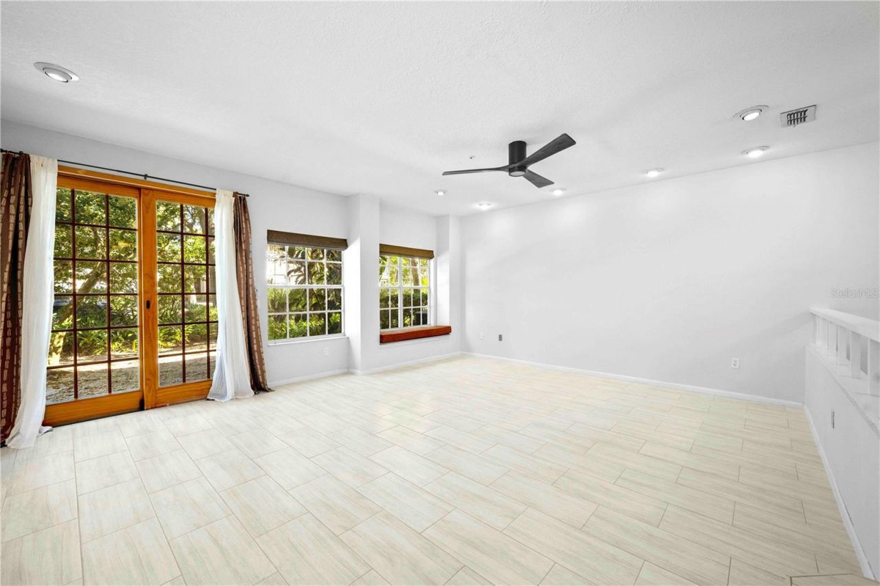 641 Maple Oak Circle, Unit 101, Altamonte Springs, FL 32701 Photo