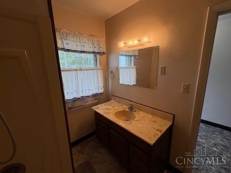 285 S Howard Street, Sabina, OH 45169 Photo 10